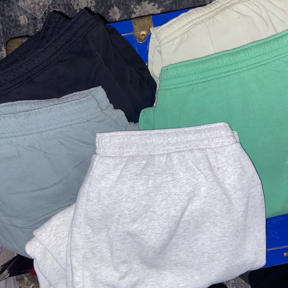 H&M Women’s Sweatpants - Picture 5 of 5